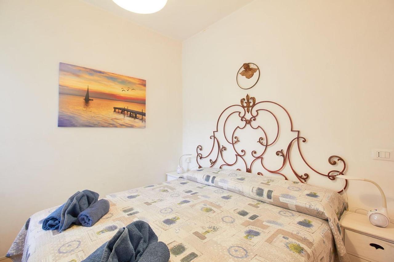 Appartamenti Dell'Arco Finale Ligure Exterior photo